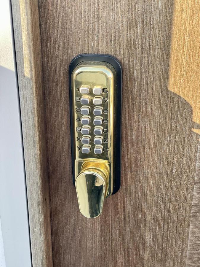 Hotel Modernus Kambarys Barzoje Ant Nemuno Kaunas Esterno foto